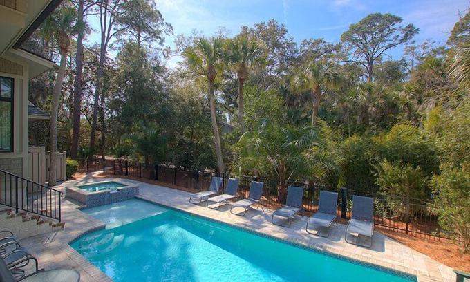 Oceanside Casa | Luxury Vacation Rental, Oceanside 4th Row with Private Pool and Spa
