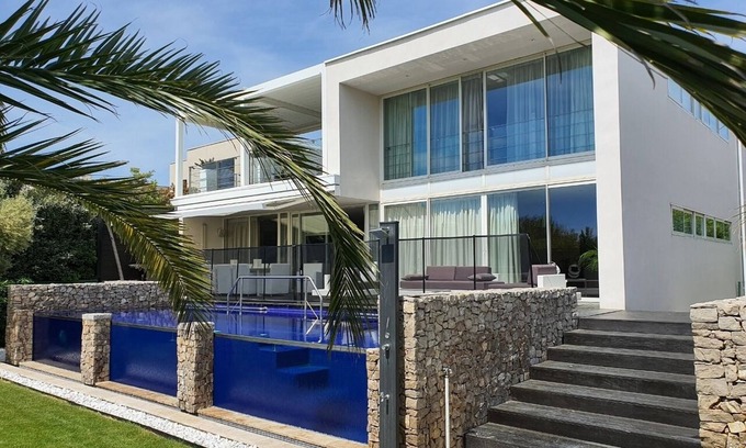 Sete Complejo | VILLA DE LUJO, 10 PERSONAS, PIES EN EL AGUA, FRENTE AL MAR