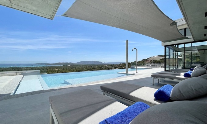 Lecci Casa | Luxury Villa Alba with panoramic sea view, 7 bedrooms Heated swimming pool