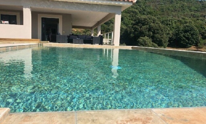 Albitreccia Villa | VILLA DE LUJO CON VISTAS AL MAR YA LA MONTAÑA 12/18 personas