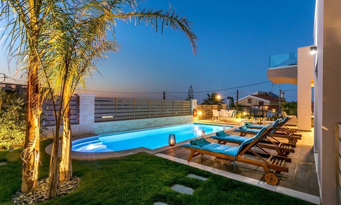 Agia Marina Villa | Villa de lujo Creta | Villa Marina Mare | 4 habitaciones | Piscina privada | Sauna | Chania