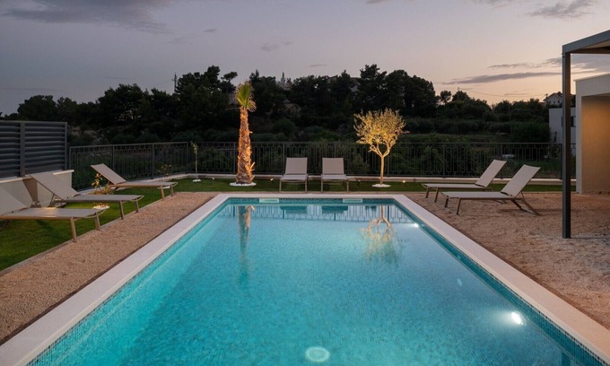 Podstrana Villa | Luxury Villa David's - two heated pool