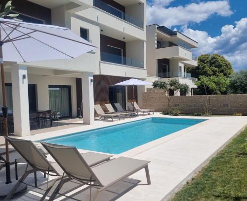 Premantura Villa | Luxury Villa del Sol