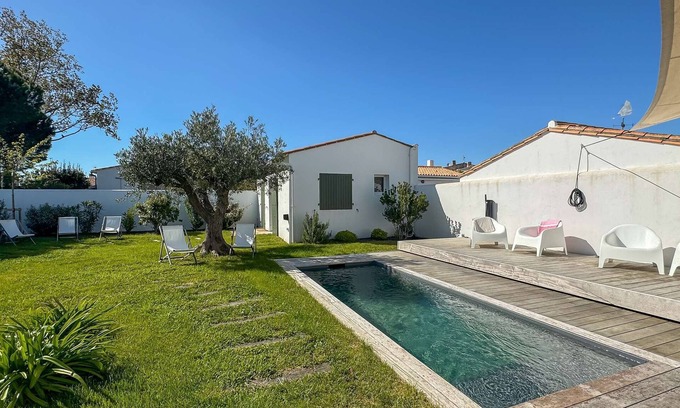 La Couarde-sur-Mer Casa | Luxury villa with swimming pool for 8 people