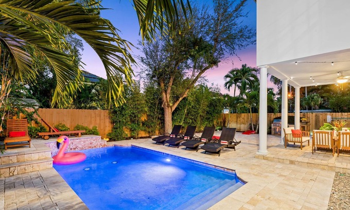 Victoria Park Villa | Luxury Villa Heated Pool in the Heart of Ft. Lauderdale walk to Las Olas
