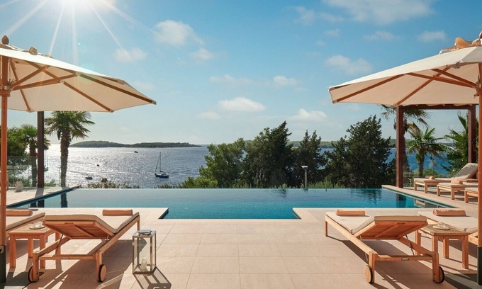 Hvar Villa | Villa Hvar Deluxe Palace 1 de lujo con piscina privada y sauna, de lado a la playa en la isla de Hvar