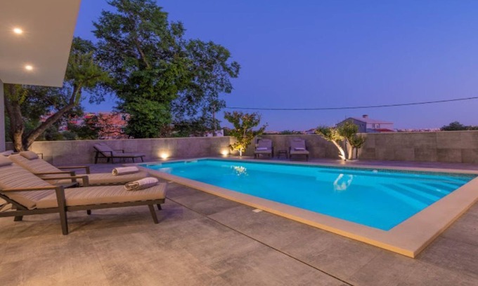 Solin Villa | Luxury Villa IN with Heated Pool,Jacuzzi and Sauna,Split