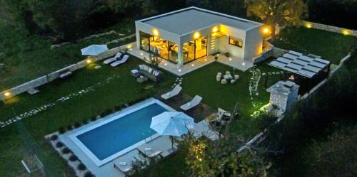 Dracevac Villa | Luxury Villa Luminosa