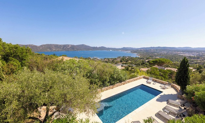 Porto-Vecchio Villa | VILLA DE LUJO PORTO VECCHIO VISTA AL MAR 180 ° CLIM. PISCINA CLIMATIZADA PLAYA CAMINANDO TENIS