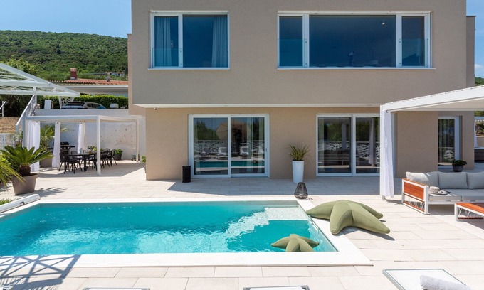 Rabac Villa | Luxury Villa Pure White with Pool
