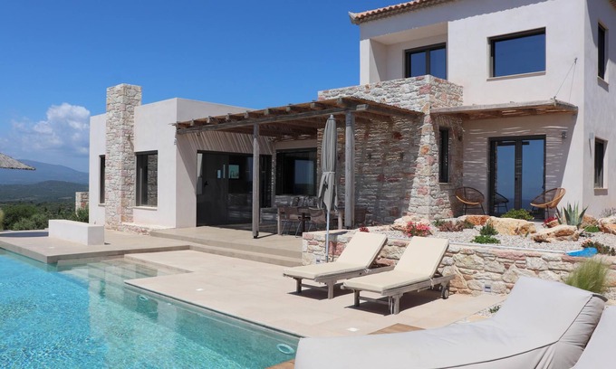 Pylos-Nestoras Casa | Luxury villa with pool above the picturesque Finikounda Bay, Peloponnese