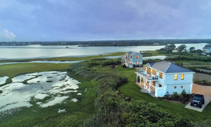 Snug Harbor Casa | Luxury Waterfront Retreat