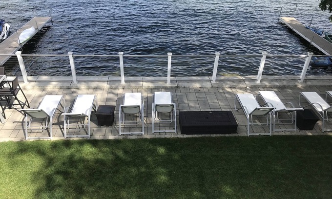 Meredith Casa | Waterfont Luxury Vacation House en el lago Winnipesaukee