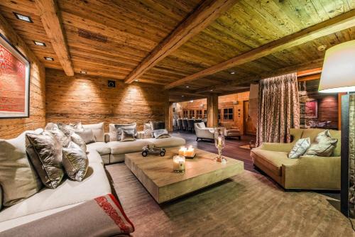 Zermatt Chalet De Esquí | Luxury Zermatt Chalet with Pool