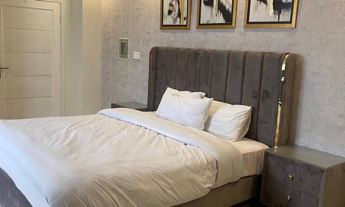 Bahria Town Hotel | Luxus Suites
