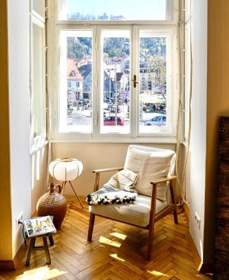 Lend Apartamento | Luxusapartment im Zentrum mit Schlossbergblick und Parkplatz