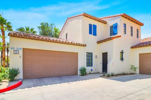 La Quinta Casa | LV314 Stylish 3BR-4BA Legacy Villas Townhome