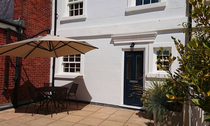 New Forest District Apartamento | Lymington High Street, Casa de pueblo, Terraza, Estacionamiento, Vistas Solent, Wifi