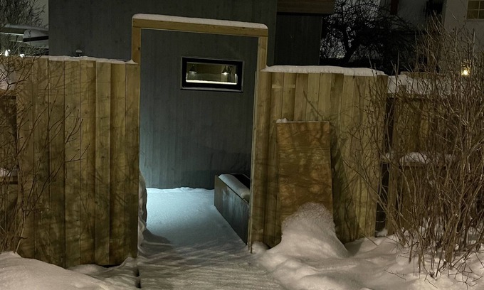 Alvsjo Casa | Lyxigt Boende med Bastu Kallpool och Närhet Till Fantastiska Restauranger!