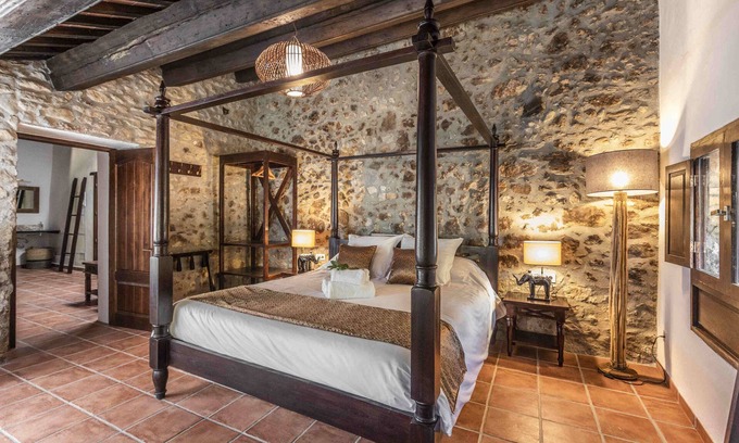 Sant Feliu de Pallerols Cabaña | Más Campassol - an ecological farmhouse with soul.