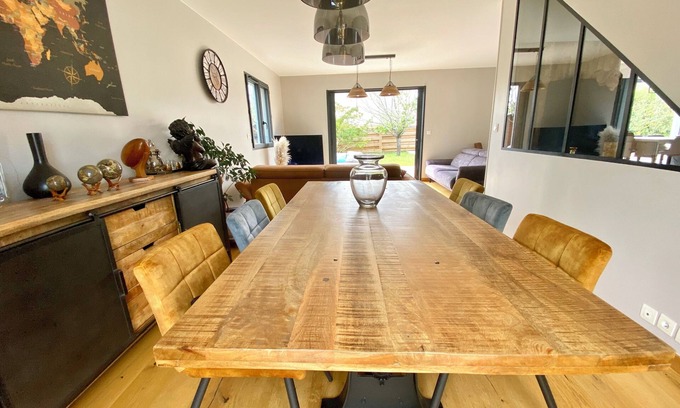 Merignac Casa | Mérignac Centre, Maison de 150m², 5 Chambres, Piscine