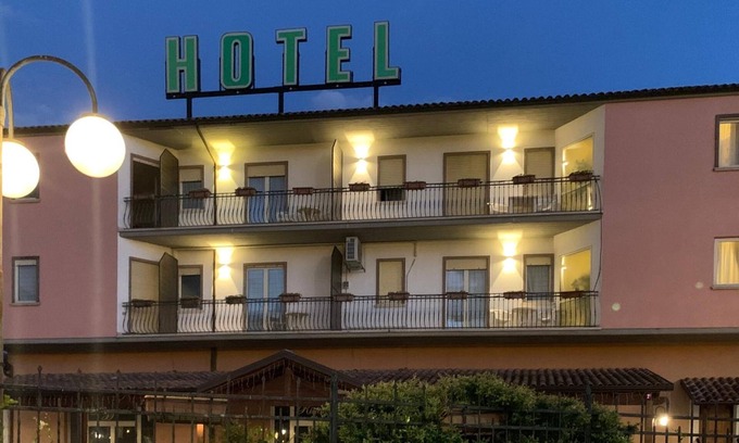Magliano deʼ Marsi Casa | M'ami Bed and Breakfast