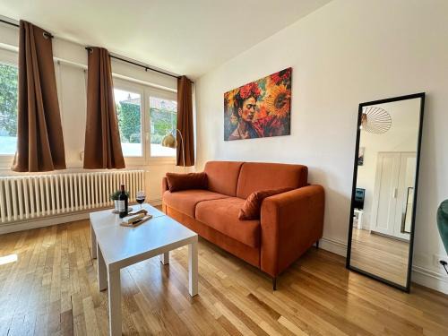 Devant-les-Ponts Apartamento | M Lorry Frida cosy au rdc avec balcon proche Metz