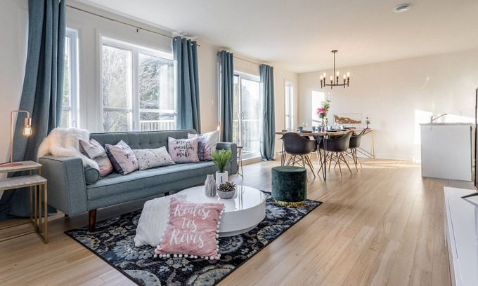Longueuil Casa | M316 @ 3 BDR Townhouse, estacionamiento gratuito, Jacques-Cartier