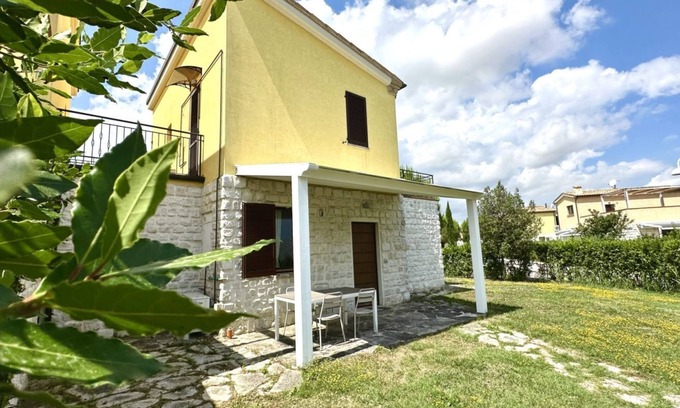 Numana Apartamento | M375 - Marcelli, two-room apartment with garden in a residence with swimming poo