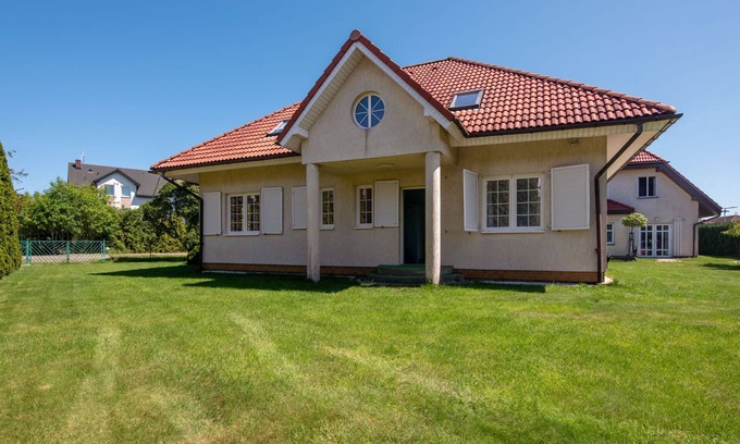 Leba Casa | Mały dworek by Interhome