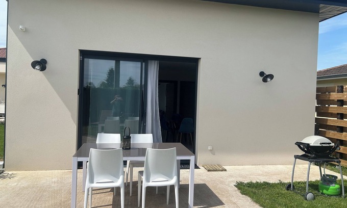 Villars-les-Dombes Casa | Ma Casita à Villars Les Dombes