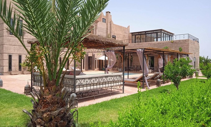 Oulad Hassoune Villa | Homerez - Villa espaciosa con piscina cerca de Marrakech