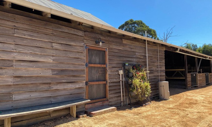 Benjinup Cabina | Mabeline farm stay in peaceful country paradise