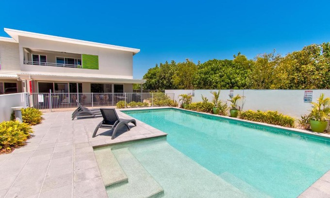 East Mackay Hotel | Mackay Oceanside Central Hotel Official