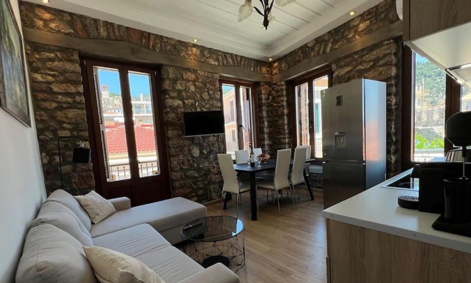 Gefira Mpania Casa | Madame Parisienne