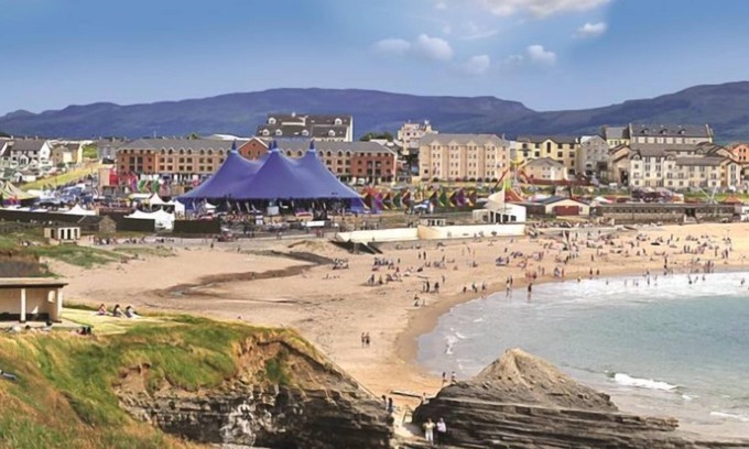 Bundoran Casa | Maddens Bridge Bar & Guesthouse