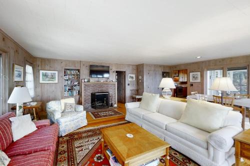 West Southport Casa | Maddock Cove Cabin
