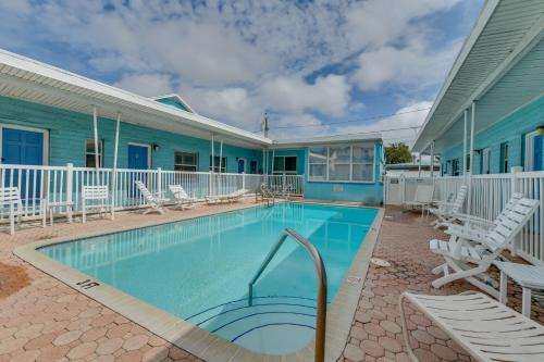 Madeira Beach Apartamento | Madeira Beach Studio Walk to Johns Pass!