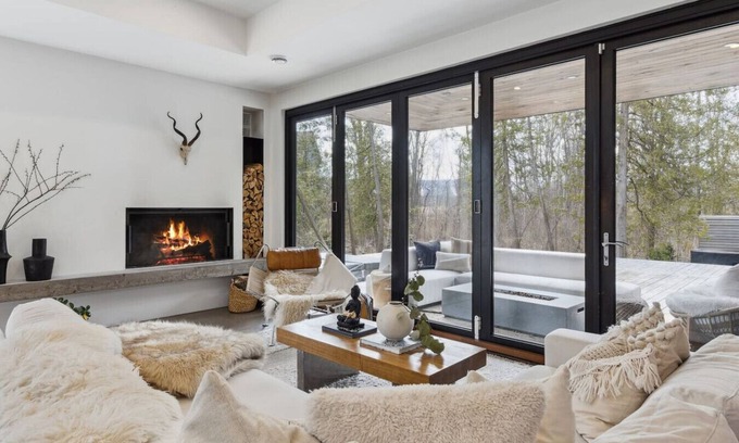 Collingwood Casa | Madeline by the Bay: Serene Sanctuary Retreat