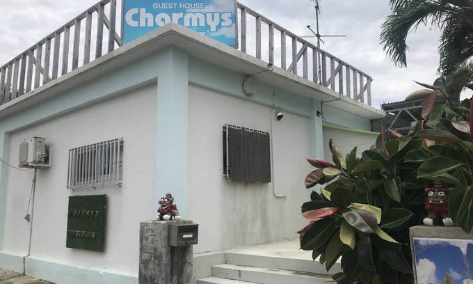 Miyakojima Casa | Maehama beach is right there! Free Wi-Fi Parking available Washer/dryer available!