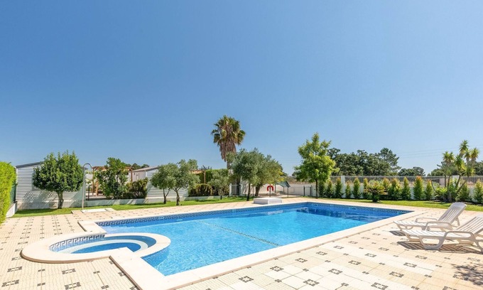 Palhais Casa | Magalhães Village - House 6 by LovelyStay