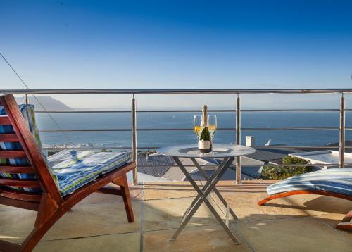 Simon's Town Casa | Magellans Hotel