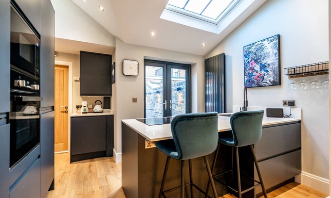 York Casa | Maggie's Place - a family break that sleeps 5 guests in 2 bedrooms