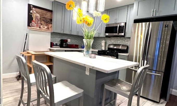 Washington Square West Apartamento | Magic Gardens 2BD Apt in Center City