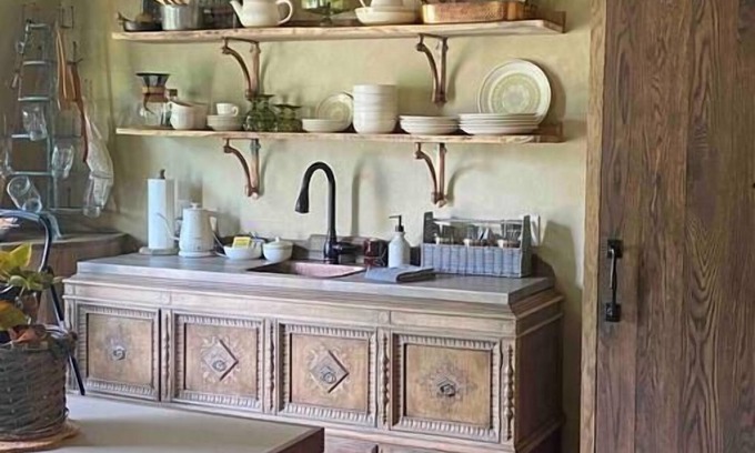 Bella Vista Casa | Magical Hobbit Hole and Second Breakfast