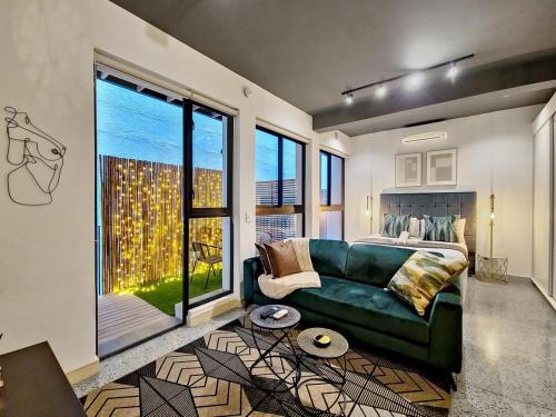 Cape Town City Centre Apartamento | Magical studio in hotel type luxury- Secure, pool