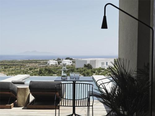 Kamari Complejo | Magma Resort Santorini, In The Unbound Collection By Hyatt