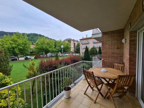 Sant Joan de Les Abadesses Apartamento | Magnífic dúplex amb doble terrassa