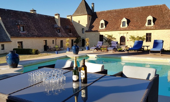 Sarlat-la-Caneda Casa | Magnificant Manor House Con Piscina climatizada justo en las afueras de Sarlat