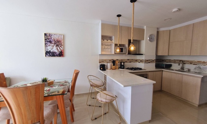 Cali Apartamento | Magnifico apartamento cerca de Imbanaco, 2 habitaciones, 2 baños.